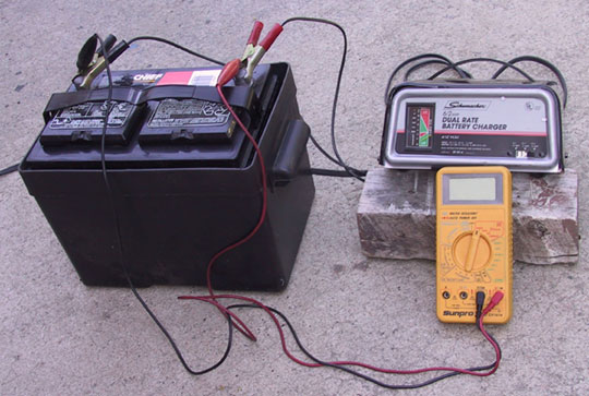 How to Read an Amp Meter on a Battery Charger